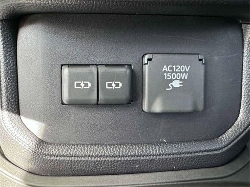 Used 2022 Toyota Highlander Limited image 15