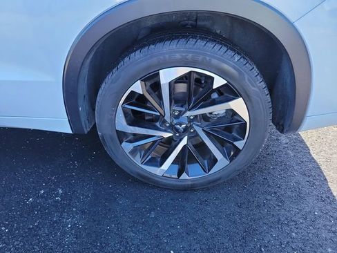 Used 2022 Mitsubishi Outlander SEL image 5