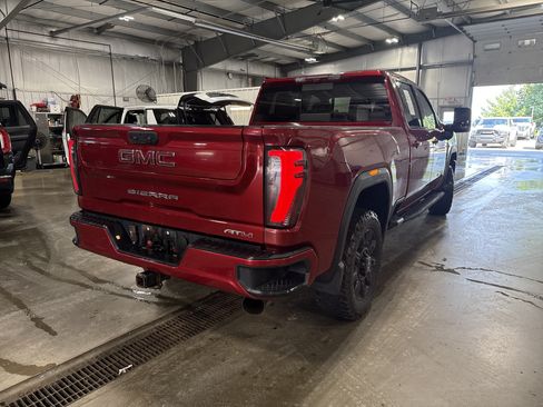 Used 2024 GMC Sierra 2500 AT4 w/ AT4 Premium Plus Package AWD/4WD image 3