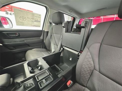 Used 2024 Toyota Tundra SR image 21