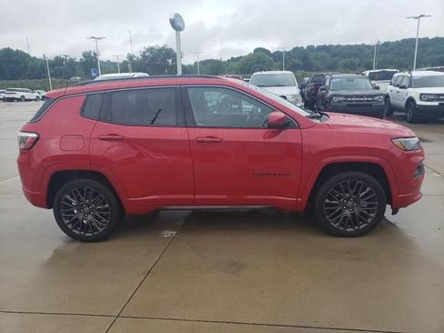 Used 2022 Jeep Compass Limited AWD/4WD image 3
