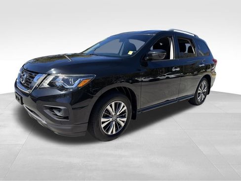 Used 2020 Nissan Pathfinder S image 3