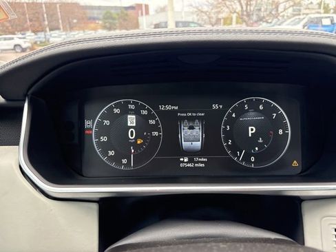 Used 2017 Land Rover Range Rover Supercharged AWD/4WD image 33
