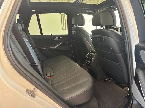 Used 2020 BMW X5 M50i w/ Executive Package AWD/4WD image 8