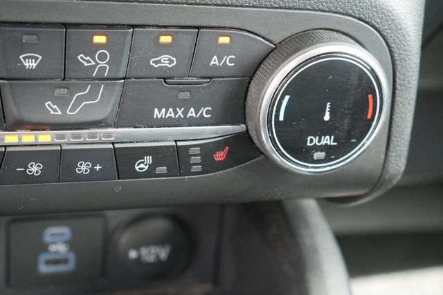 Used 2023 Ford Escape Active AWD/4WD image 4