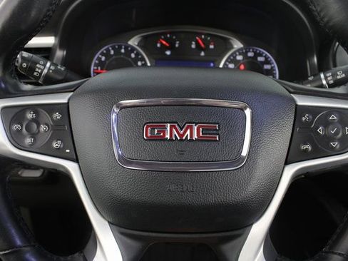 Used 2021 GMC Acadia SLT w/ Preferred Package image 14