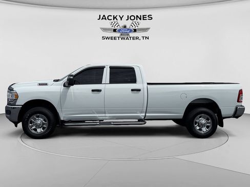 Used 2024 RAM 3500 Tradesman w/ Chrome Appearance Group AWD/4WD image 2