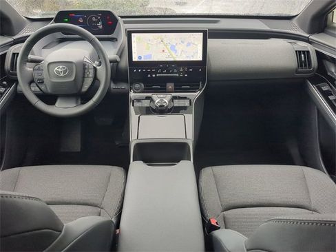 Used 2024 Toyota bZ4X XLE w/ Weather Package image 15