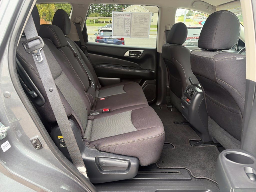 Used 2020 Nissan Pathfinder SV AWD/4WD image 43