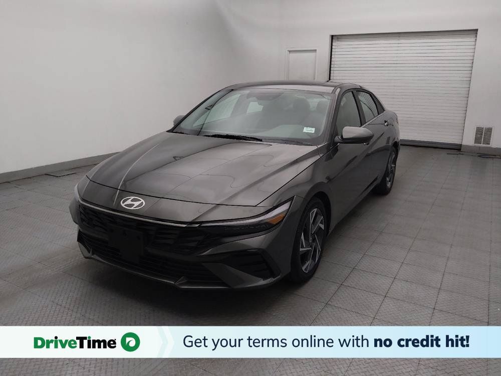 Used 2025 Hyundai Elantra SEL FWD image 1