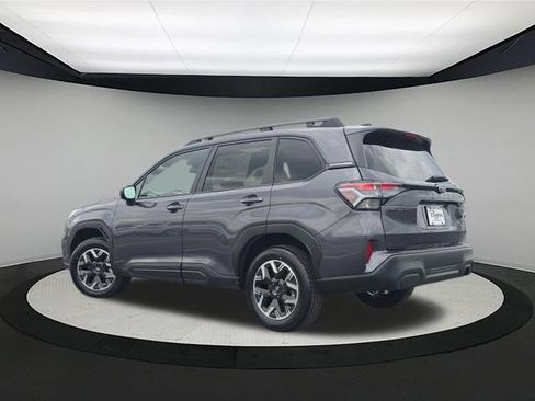 New 2026 Subaru Forester Premium AWD/4WD image 5