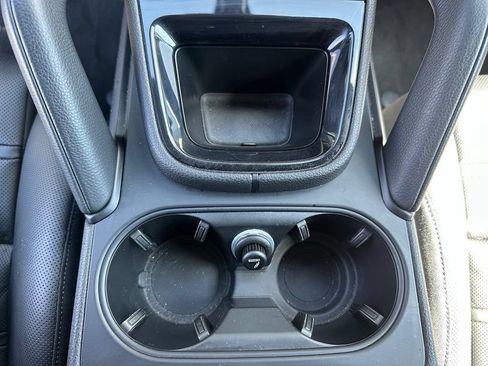 Certified 2024 Porsche Cayenne Coupe AWD/4WD image 32