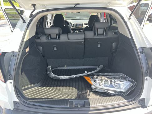 Used 2022 Honda HR-V EX image 33