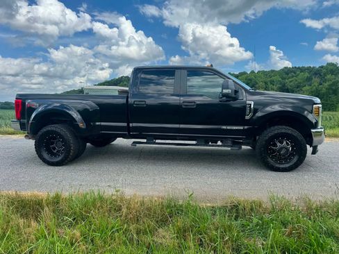 Used 2019 Ford F350 XL w/ STX Appearance Package AWD/4WD image 4