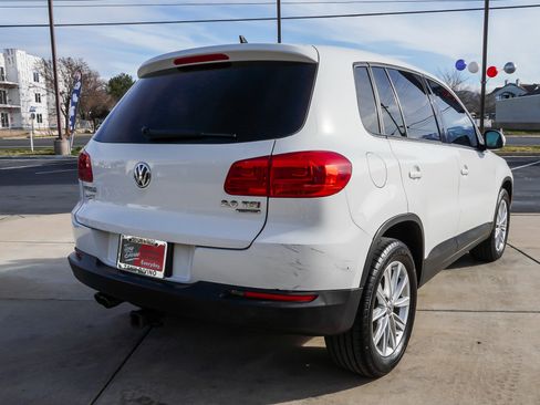 Used 2014 Volkswagen Tiguan S image 8
