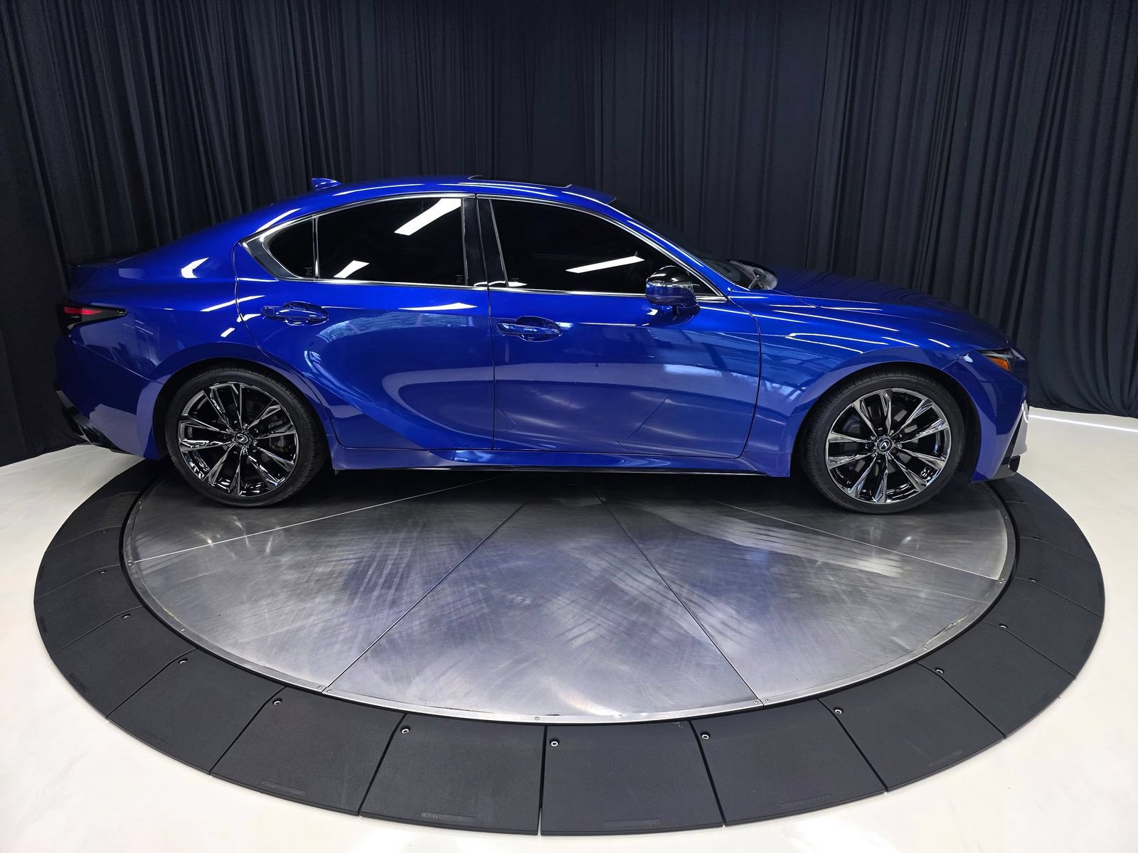 Used 2023 Lexus IS 350 F Sport w/ Memory Package RWD image 14