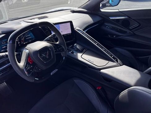 Used 2023 Chevrolet Corvette Z06 w/ Engine Appearance Package image 17