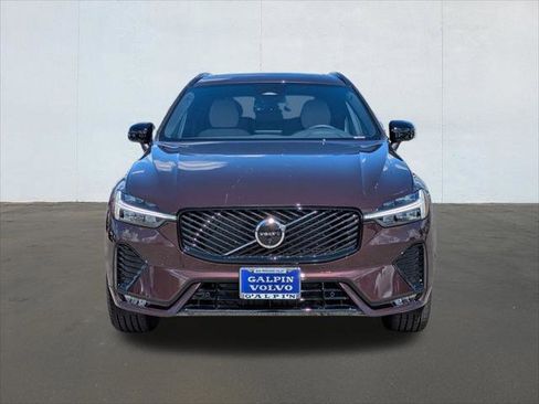 New 2026 Volvo XC60 B5 Plus w/ Climate Package AWD/4WD image 4