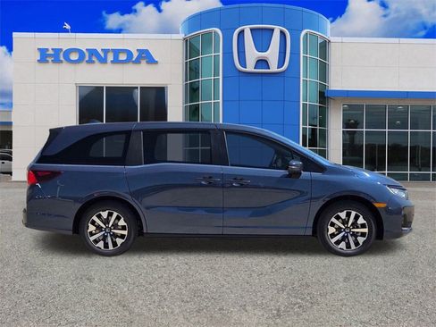 New 2026 Honda Odyssey EX-L image 2