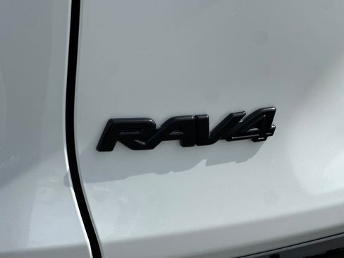 Used 2025 Toyota RAV4 XSE w/ Premium Package AWD/4WD image 27