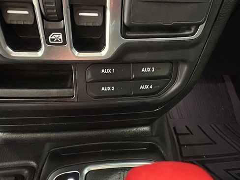 Used 2021 Jeep Wrangler Unlimited Sport AWD/4WD image 20
