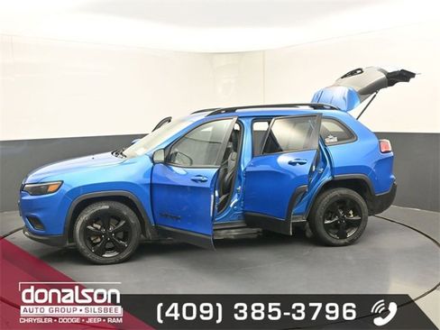 Used 2021 Jeep Cherokee Latitude Plus image 23