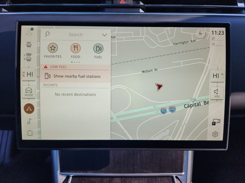 New 2025 Land Rover Range Rover Long Wheelbase SE image 21