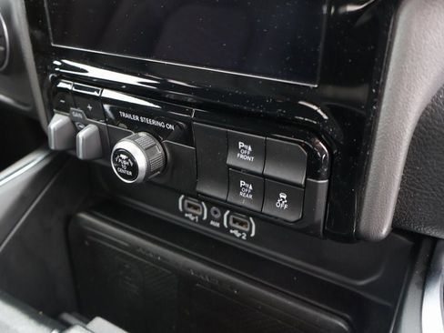 Used 2025 RAM 1500 Big Horn image 13