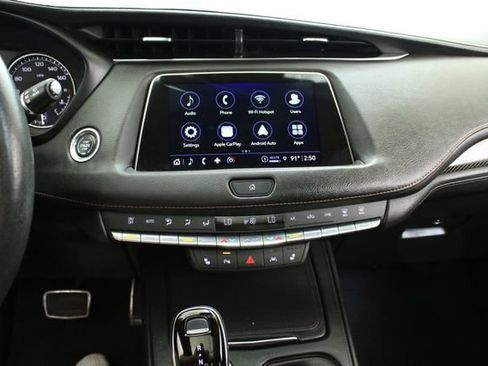 Used 2023 Cadillac XT4 Sport w/ Cold Weather Package AWD/4WD image 20