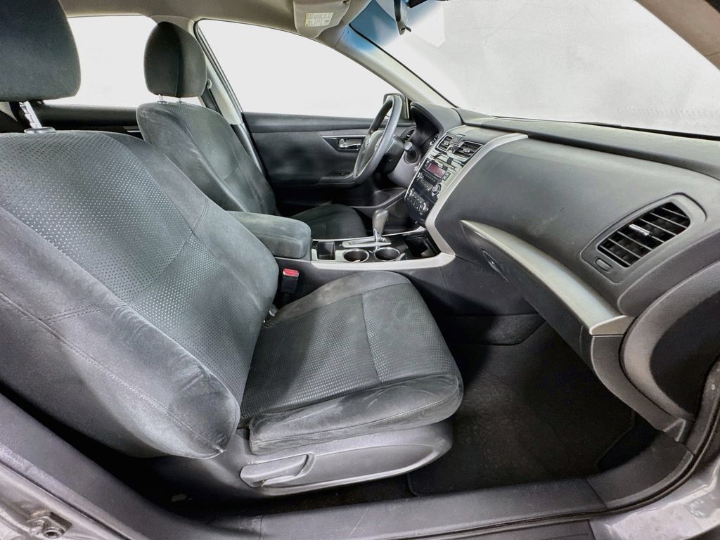Used 2014 Nissan Altima 2.5 S FWD image 30