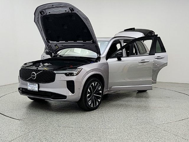 Used 2026 Volvo XC90 B6 Ultra w/ Protection Package Premier AWD/4WD image 9