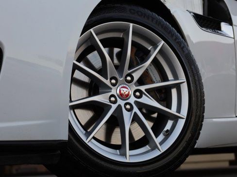 Used 2020 Jaguar F-TYPE Convertible image 47