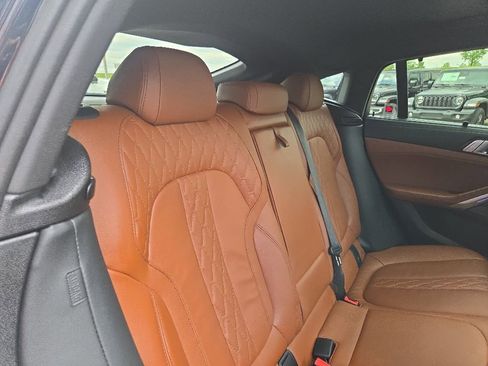 Used 2024 BMW X6 xDrive40i w/ Executive Package AWD/4WD image 87
