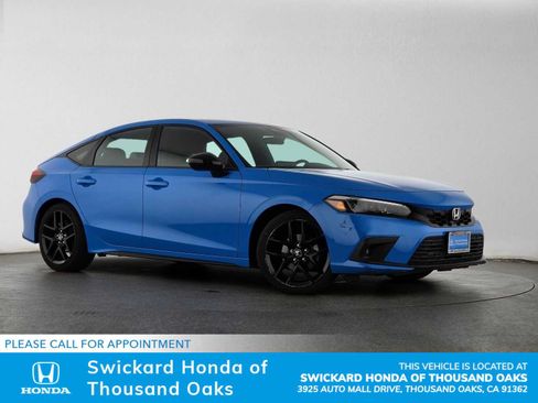 Used 2023 Honda Civic Sport image 1
