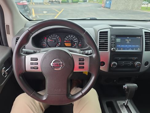 Used 2019 Nissan Frontier SV RWD image 14