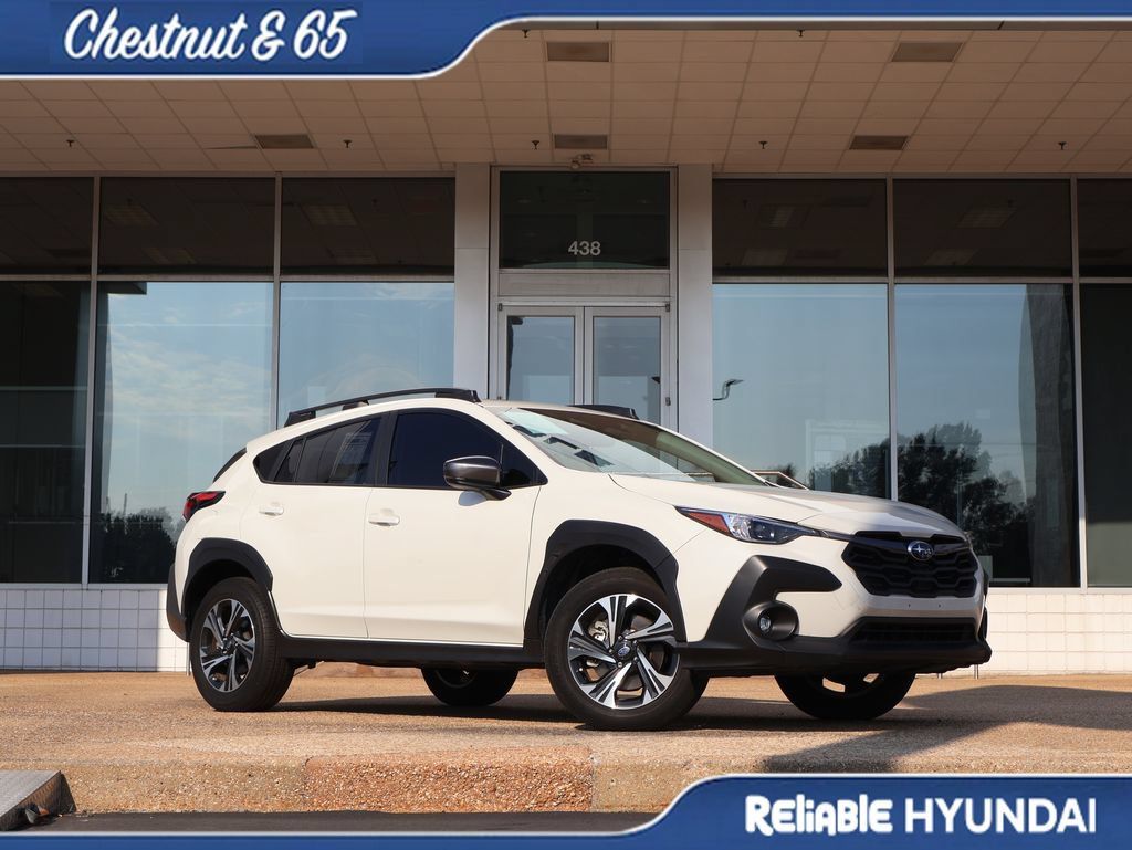 Used 2024 Subaru Crosstrek 2.0i Premium AWD/4WD image 2