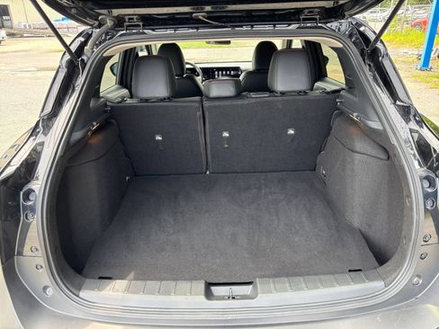Used 2026 Nissan Kicks SR AWD/4WD image 30