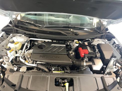 Used 2025 Nissan Rogue SV AWD/4WD image 20