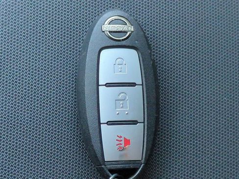 Certified 2024 Nissan Frontier PRO-4X w/ Off-Road Protection Package image 30