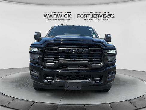 New 2026 RAM 3500 Big Horn AWD/4WD image 8