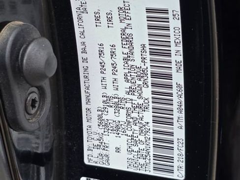 Used 2019 Toyota Tacoma SR5 AWD/4WD image 28