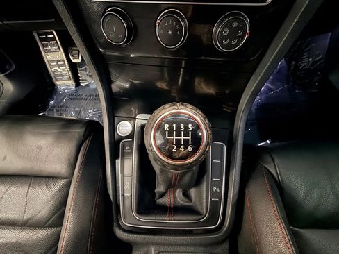 Used 2015 Volkswagen GTI Autobahn image 23