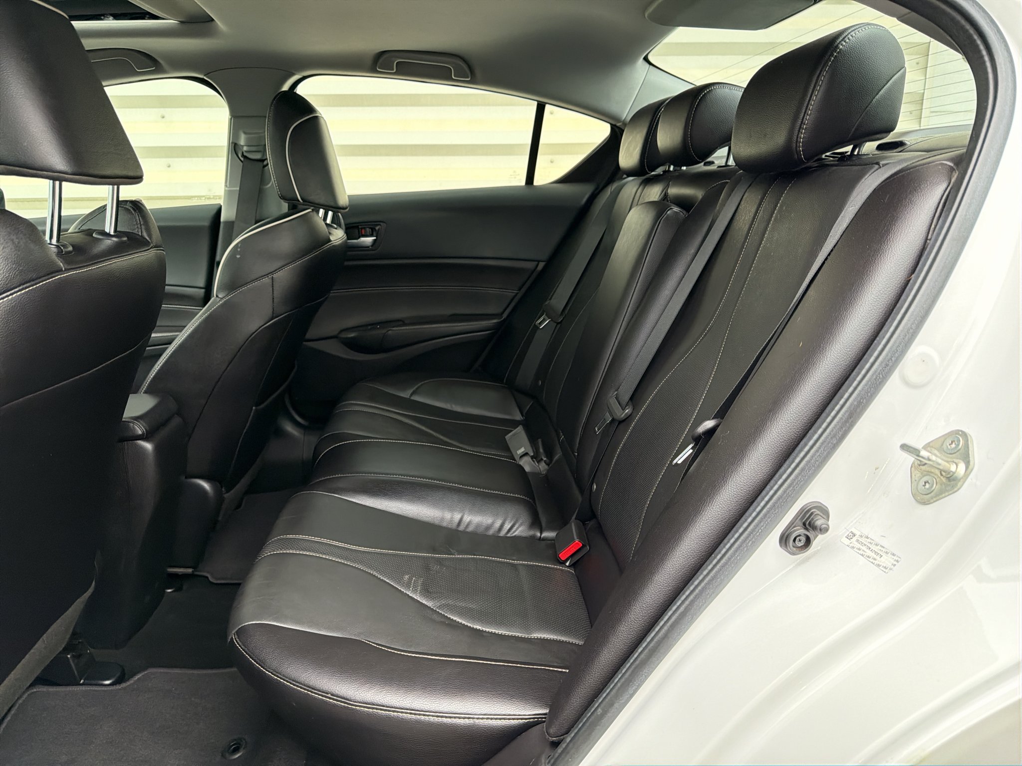Used 2019 Acura ILX FWD image 11