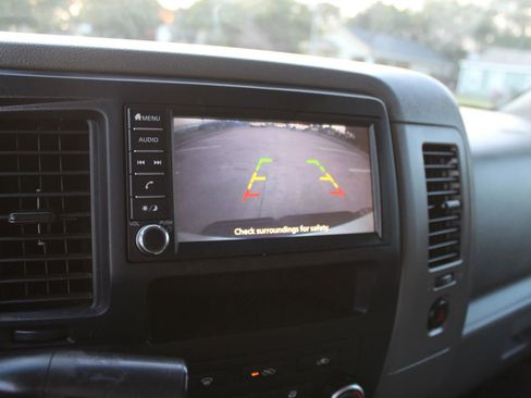 Used 2021 Nissan NV 2500 SV image 17