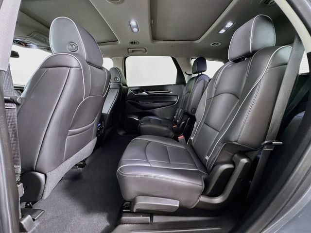 Used 2021 Buick Enclave Avenir w/ Avenir Technology Package AWD/4WD image 45
