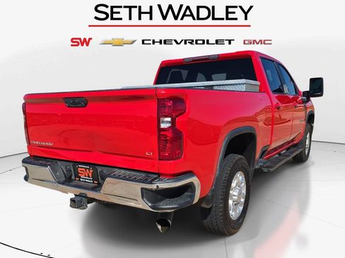 Used 2024 Chevrolet Silverado 2500 LT AWD/4WD image 7
