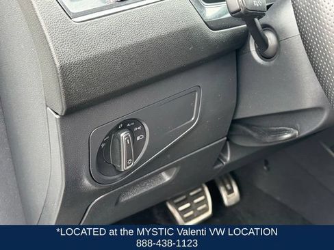 Certified 2024 Volkswagen Tiguan SEL R-Line AWD/4WD image 31