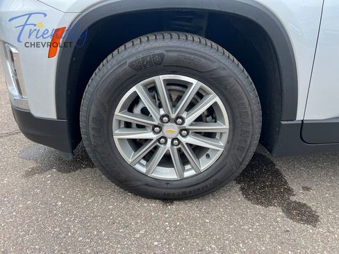 Certified 2022 Chevrolet Traverse LT AWD/4WD image 11