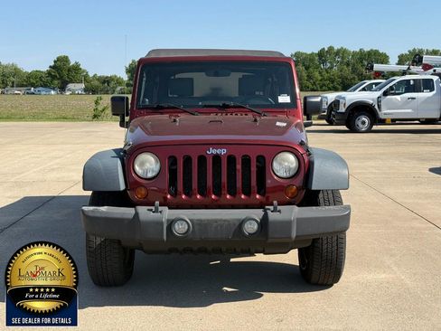 Used 2010 Jeep Wrangler Unlimited Sport AWD/4WD image 2