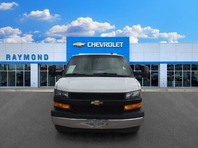 Used 2021 Chevrolet Express 3500 w/ Power Convenience Package RWD image 8